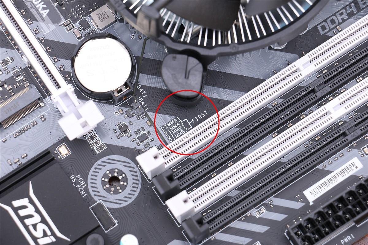 电脑怎么用光盘重新装机详细步骤,电脑重装系统教程win7一键装机