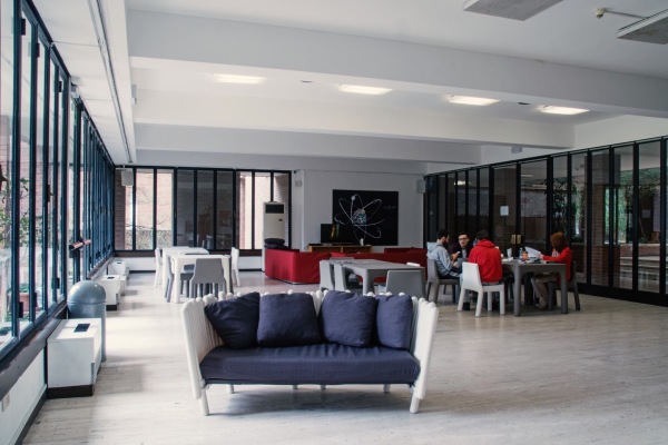 意大利米兰留学的真实感受,意大利米兰大学留学公寓