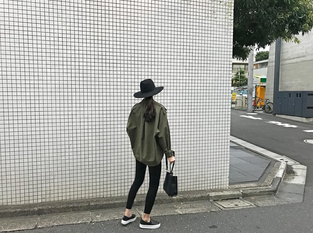 秋装搭配一整套休闲时尚减龄,有哪些秋装搭配实用又时髦的