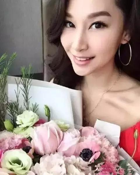 张歆艺打了玻尿酸后的样子,张歆艺下巴打了玻尿酸