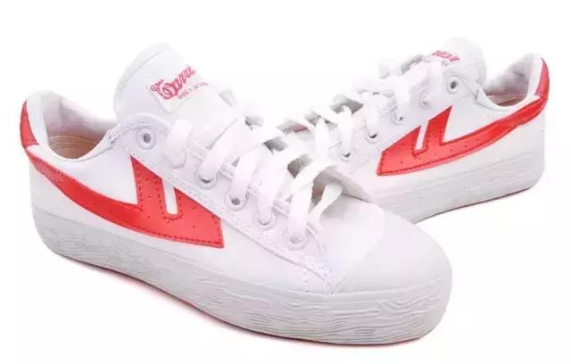 哪款小白鞋百搭透气高颜值,2021什么小白鞋经典又时尚女