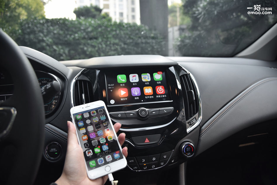 试驾雪佛兰科鲁兹两厢版,科鲁兹两厢顶配掀背1.6t小钢炮