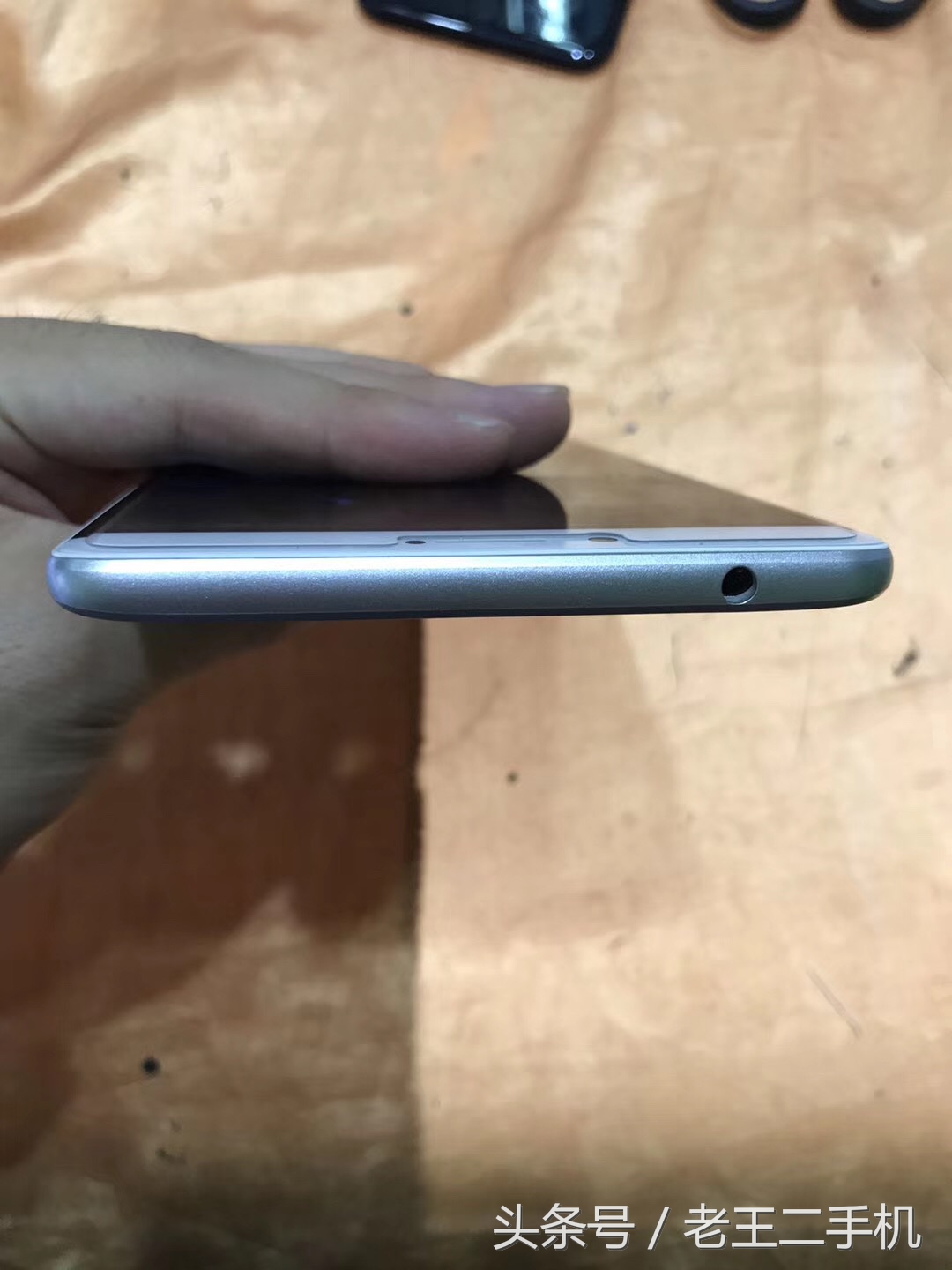 华为一千左右性价比高的手机,华为一千元左右最好的手机