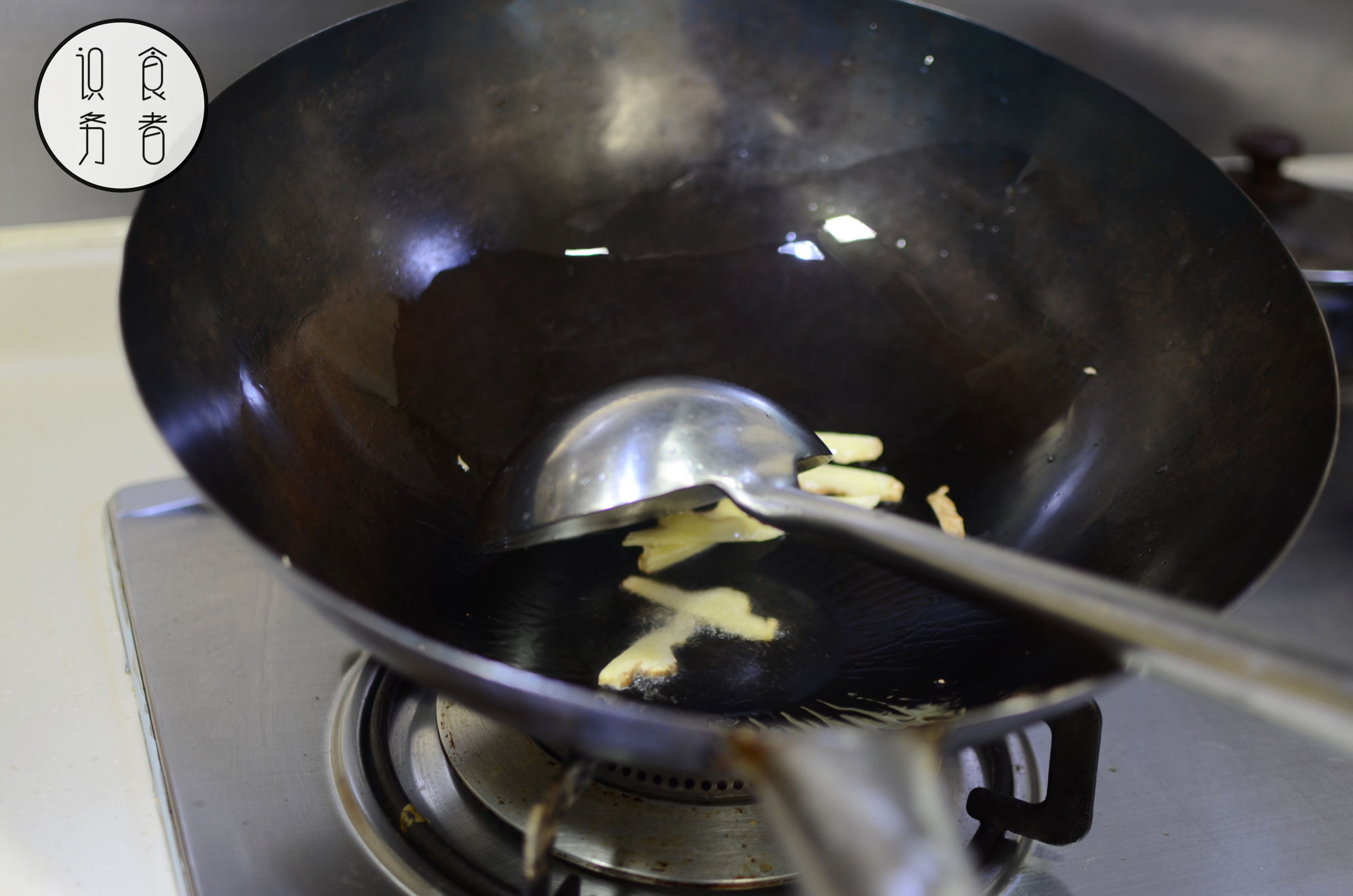 美食制作白菜豆腐鱼头汤的做法,白菜鱼头汤做出来有点苦