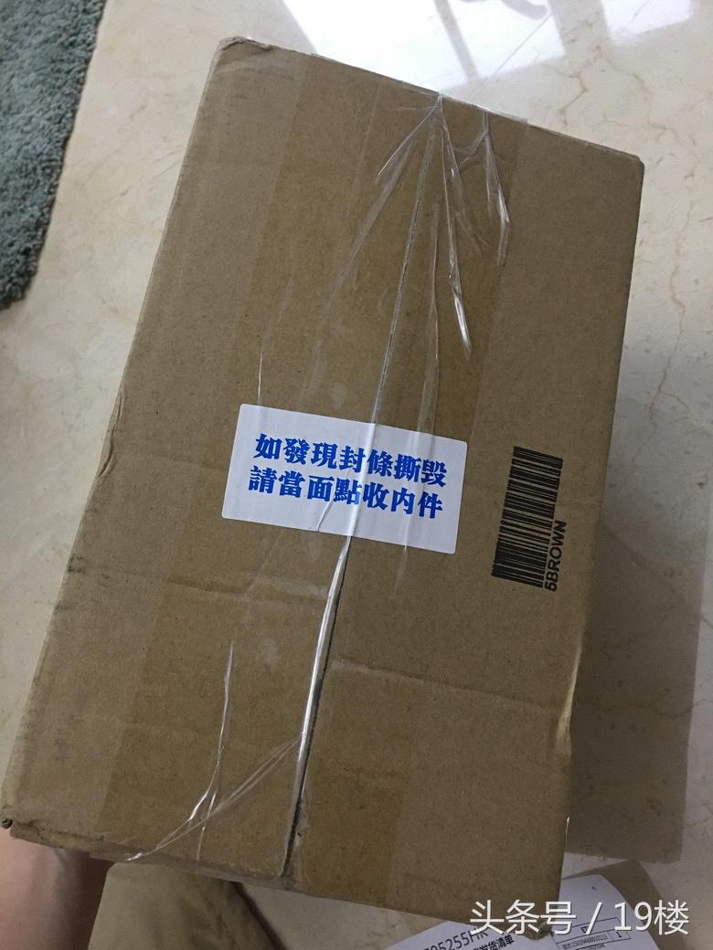 这就是某海淘网卖的正品包?!网友:假一赔十的口号我还能信吗?