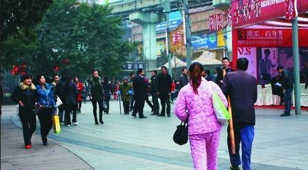 株洲15年前杀人案,株洲人行横道撞人