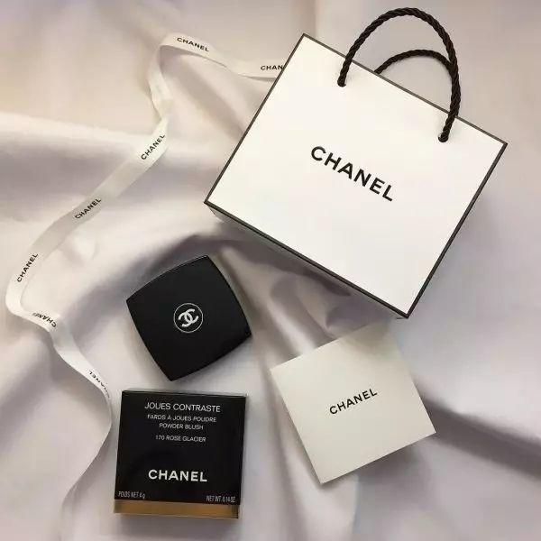 香奈儿腮红真实试色,chanel腮红72和330哪个好看