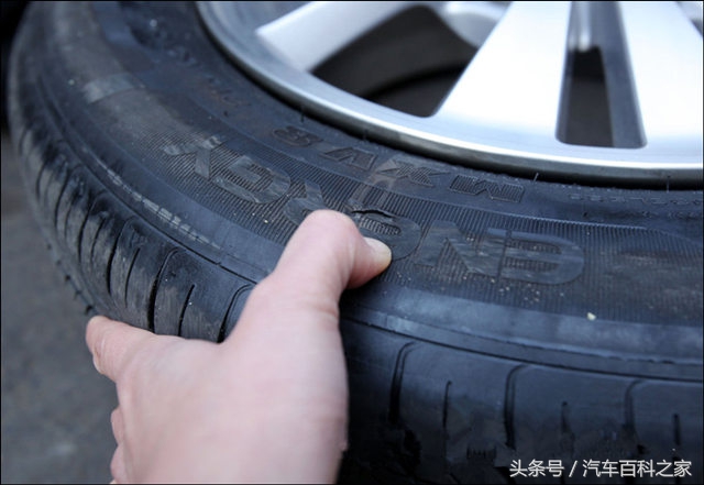 轮胎为什么会鼓包动态图,鼓包轮胎还能用吗