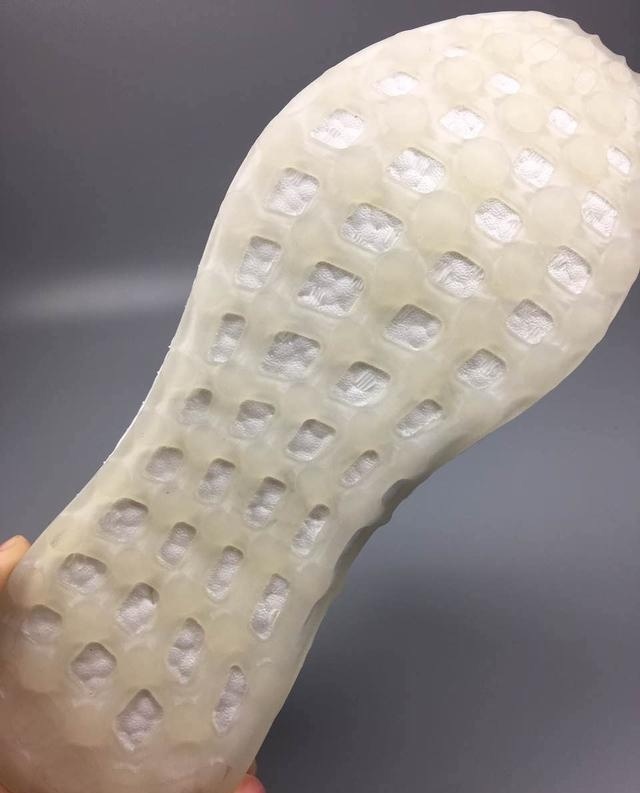 闃胯开杈炬柉pureboost澶滃厜姘存瘝,榛戝璇辨儜