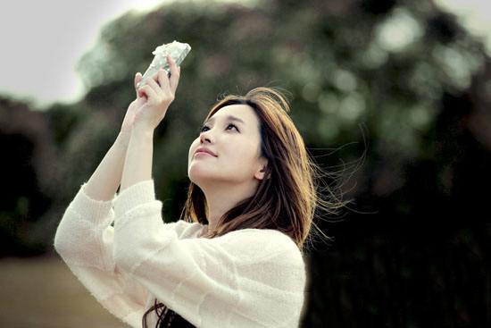 金莎是胖了还是整容了,金莎变成网红脸了