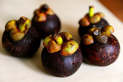 山竹的正确吃法山竹怎么剥,山竹的正确剥法好吃吗