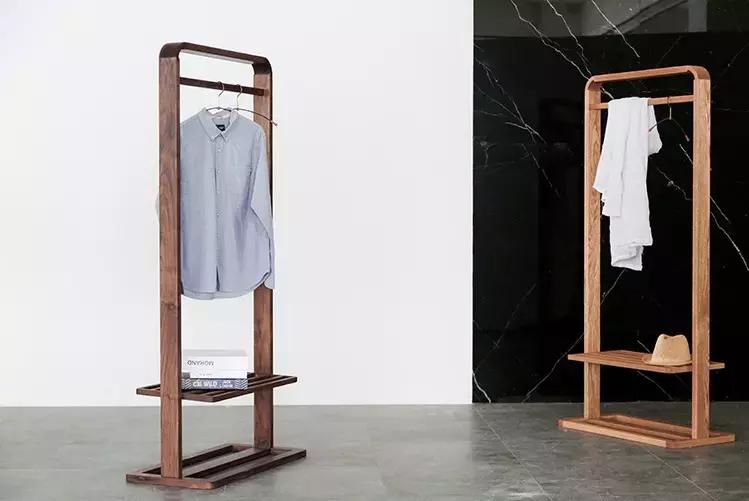 实木衣帽架摆放效果图,实木家用落地式衣帽架超强收纳