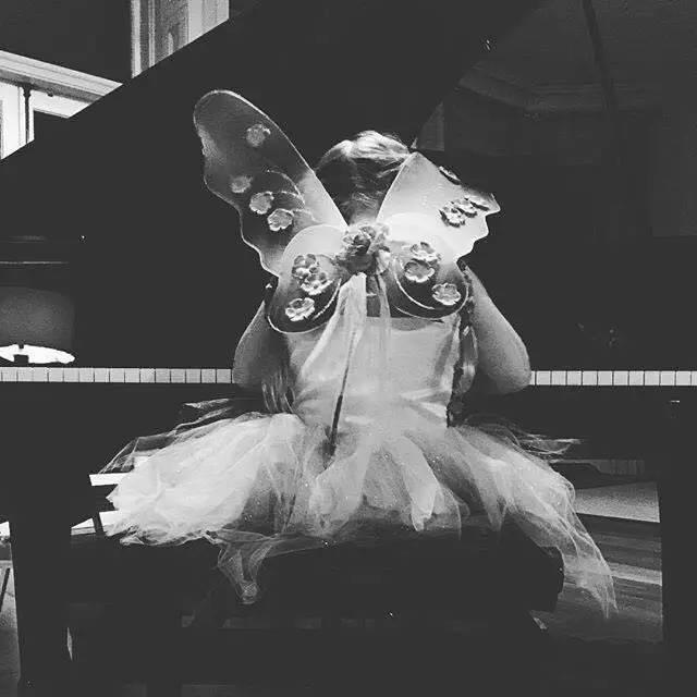 贝小七美照大盘点,贝小七变成小才女