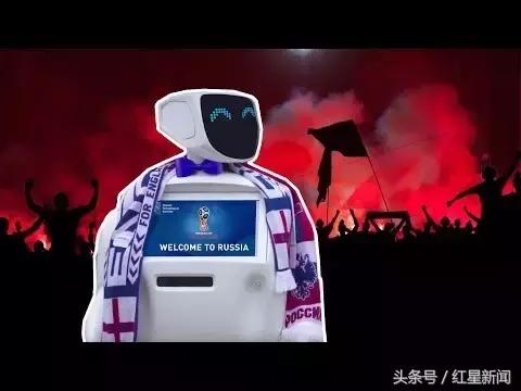 俄罗斯世界杯机器人“保镖”街头遭暴打，倒地大呼“救命”