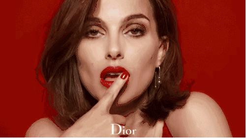 dior迪奥烈焰蓝金口红999哑光滋润,dior烈焰蓝金080和999哪个色好看