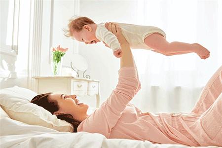 小月龄宝宝腿抽筋怎么办,冬天怎么让宝宝趴着不冷