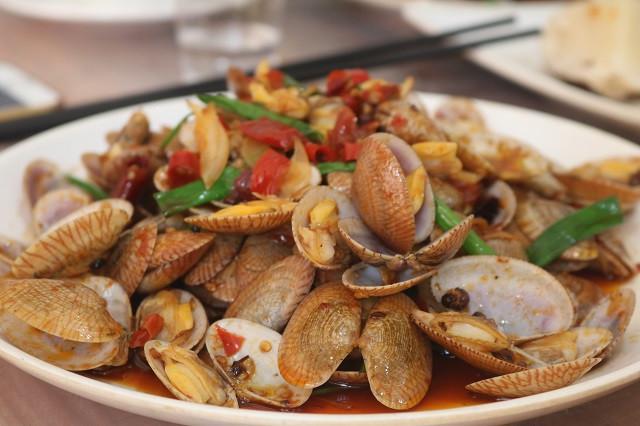 三亚爱在北纬十八度,爱在北纬18度