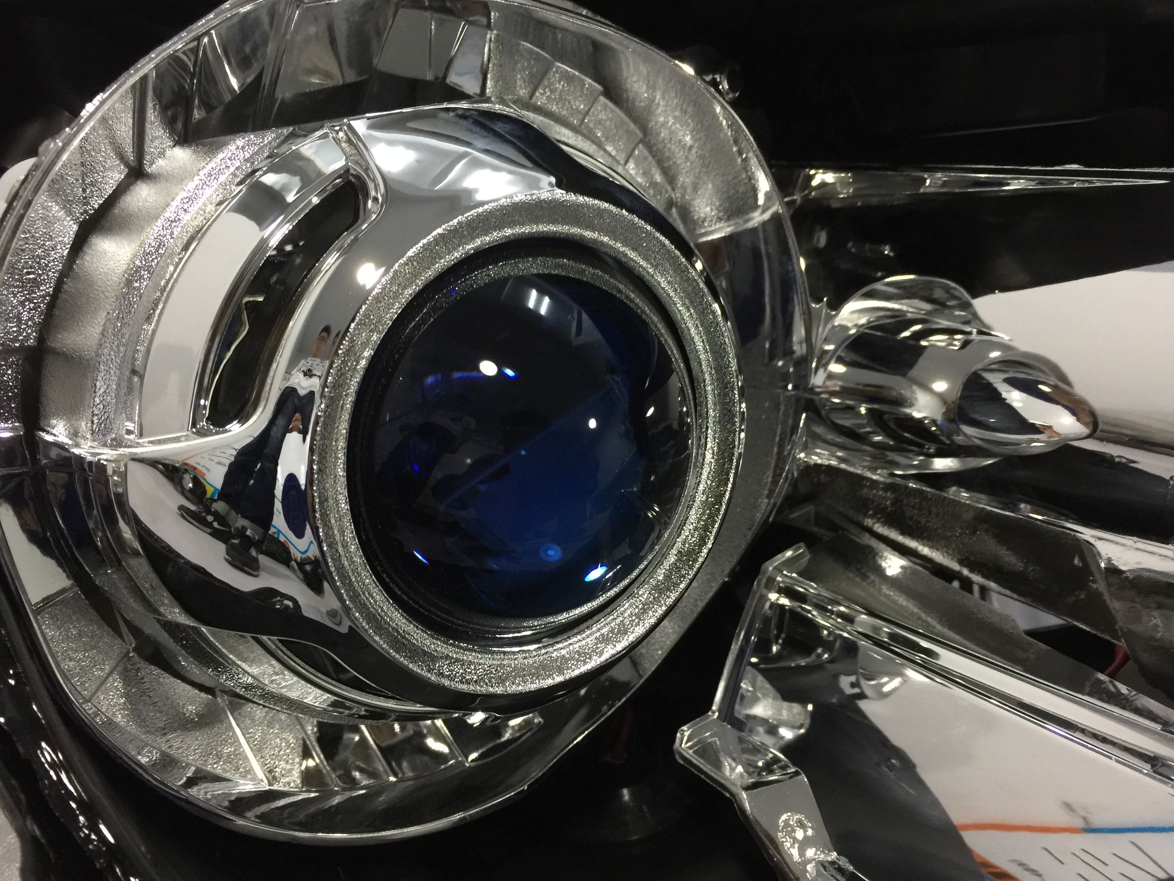 新款别克英朗改装双光透镜,别克全新英朗车灯更换