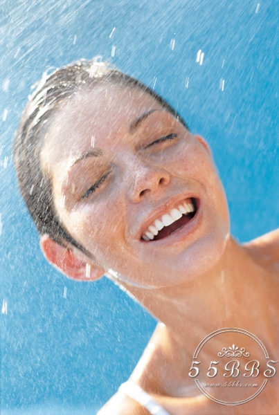 护肤品补水保湿抗衰老亮肤色,补水紧致抗衰老化妆品推荐