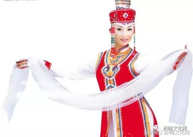 献哈达是蒙古族最高的礼仪吗,蒙古族献哈达的正确姿势