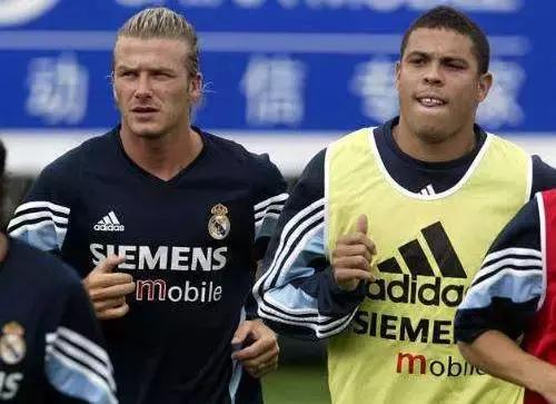 体重200斤的篮球球员,体重200小前锋