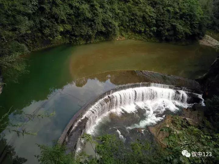 汉中光雾山最详细地点,光雾山旅游景区感受大自然