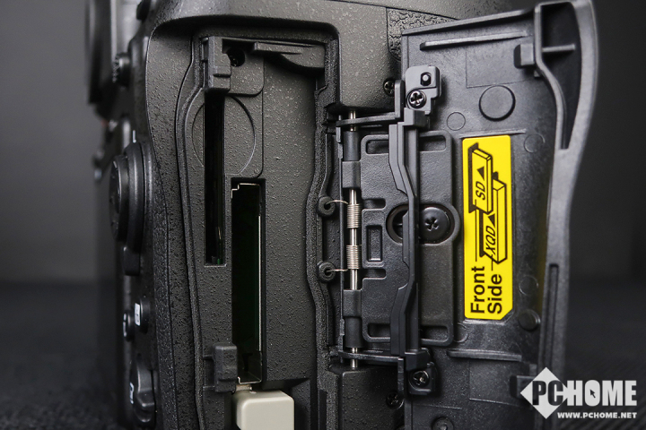 尼康d850全画幅高端相机怎么选,尼康全画幅单反d850