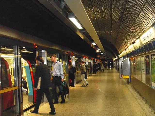 国庆英语出游,国庆旅行小长假