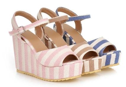 最喜欢的东西被别人无意弄坏了,最喜欢的拖鞋被扔了