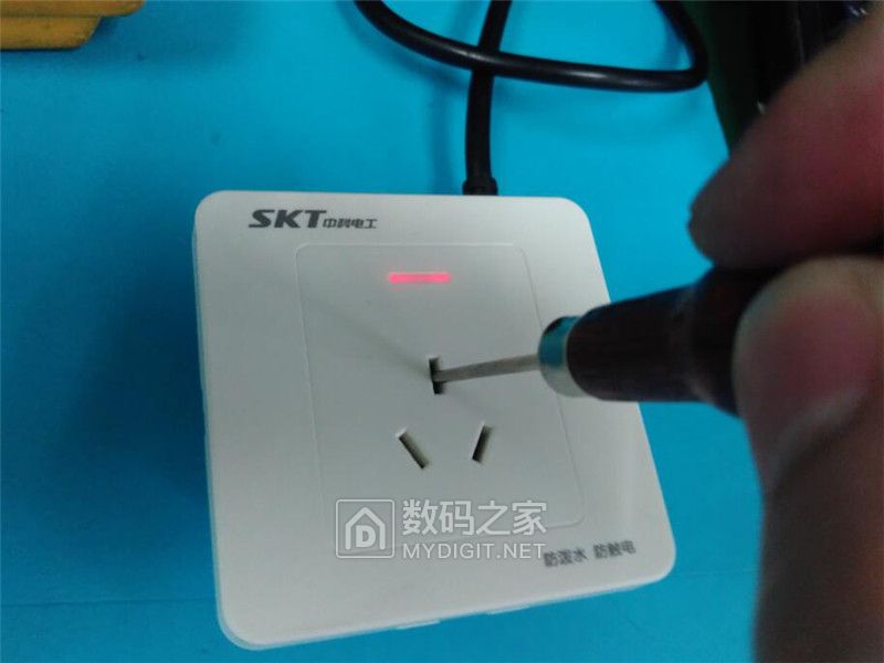 中科电工和公牛插座哪个好,中科电工开关插座质量怎么样