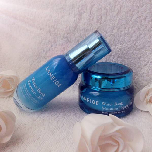 朵卡雅水漾晶透补水面膜,温碧泉水漾沁肌补水面膜