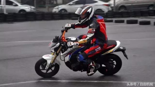 一款小众摩托车24年刚上市,超酷的小型摩托车推荐