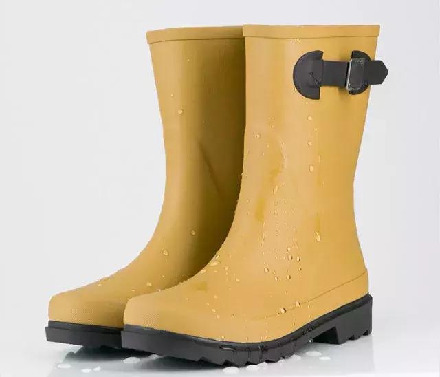 夏季出门必备的装备,夏日出门的最佳装备