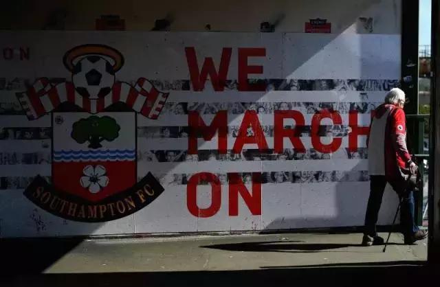 鑻辫秴鐞冨憳鍐欎俊,鑻辫秴鐞冭糠鎰熷姩钀芥唱