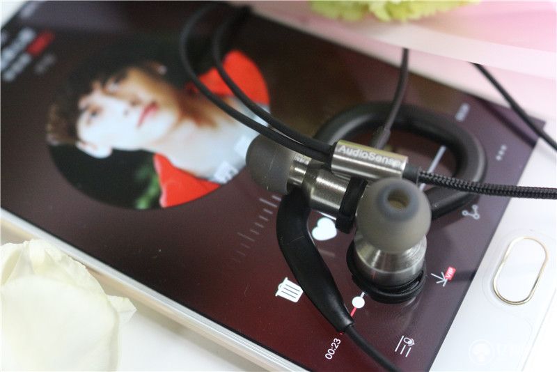 asaki耳机优缺点,as20圈铁入耳式耳机