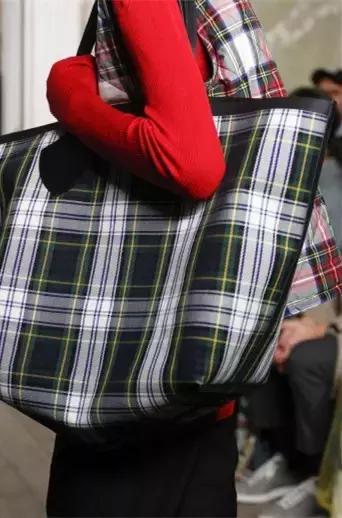 我发誓！这些包包你们都还没入手……