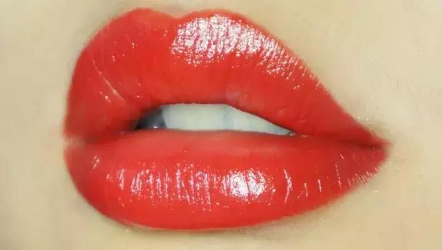 在欧洲买lv可以退税多少,lv在欧洲机场买便宜还是退税便宜