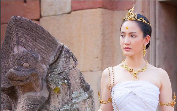 希腊蛇发女妖美杜莎的故事,希腊神话蛇女美杜莎