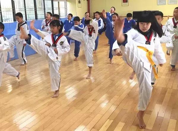 小孩每天四点半下课,孩子每天四点多放学