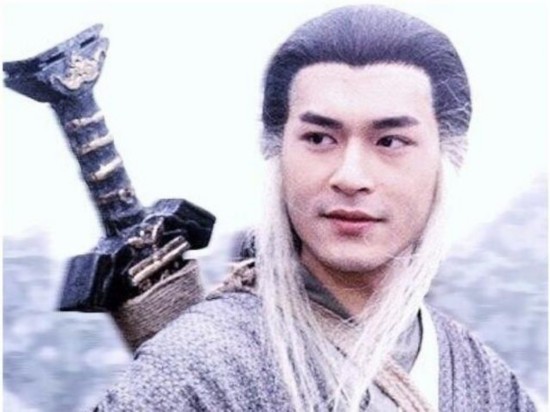 他是足坛的“神雕大侠”他让7080两代球迷如痴如醉