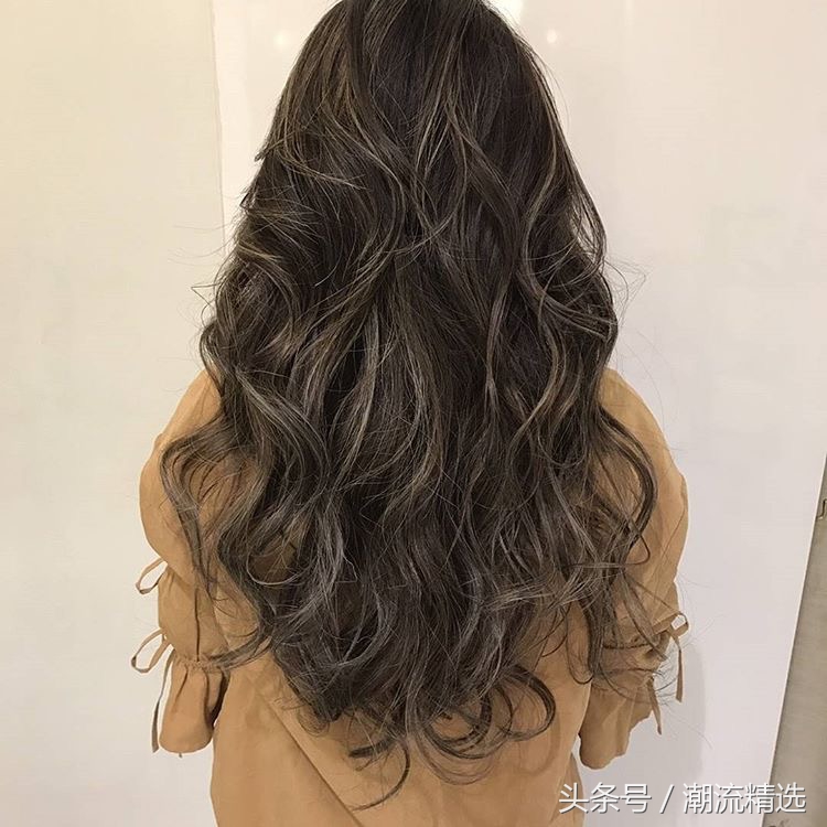 灰色调色教程美发,深铅笔灰色头发配方