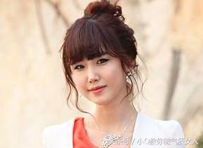 额头宽适合什么发型图片,额头窄额头高发型