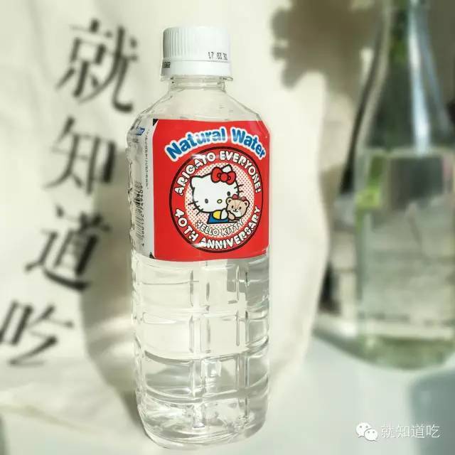 我们找了60个牌子100多瓶水，最潮的竟然是这20瓶
