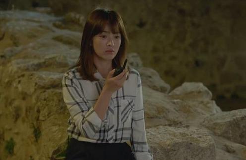 乔妹同款衬衣,乔妹宋仲基白裙