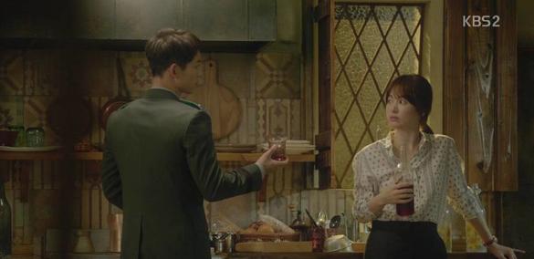 乔妹同款衬衣,乔妹宋仲基白裙