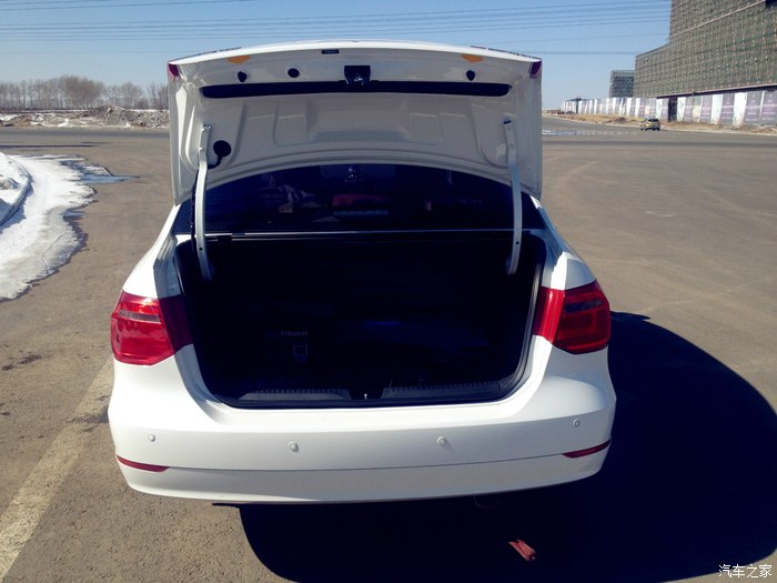 15万空间大动力强舒适,13万落地运动家轿空间大