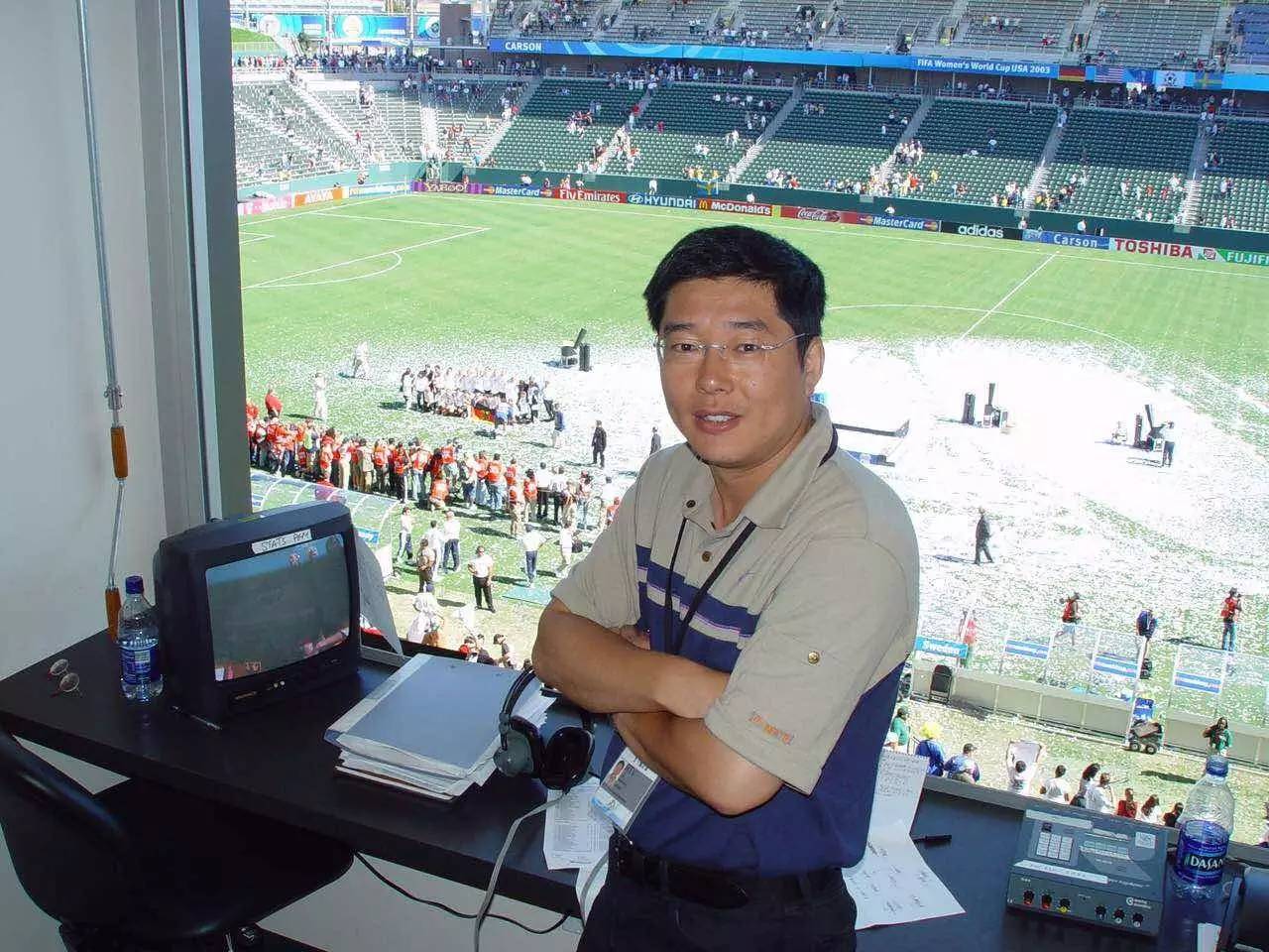 讲述我和足球的故事,我与足球的故事绘画图片大全