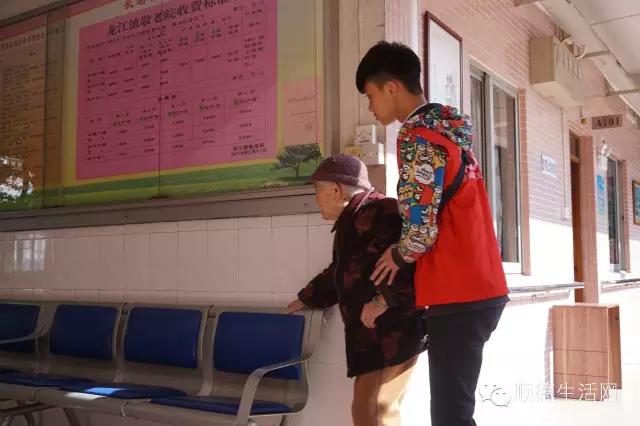 春暖花开暖意浓浓,春暖花开养老院