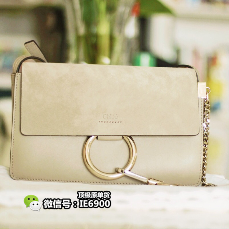 年入百万美女销售,年入百万的美女