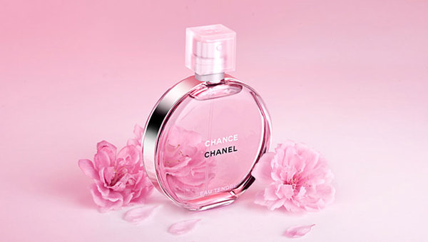 爱美无忧：女生心目中排行前十的香水